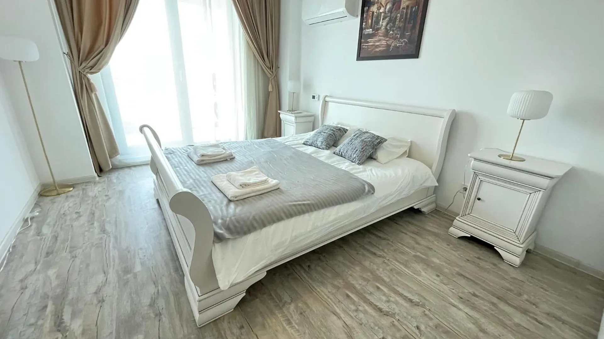Yusuf Nerva Traian Apartament 부쿠레슈티